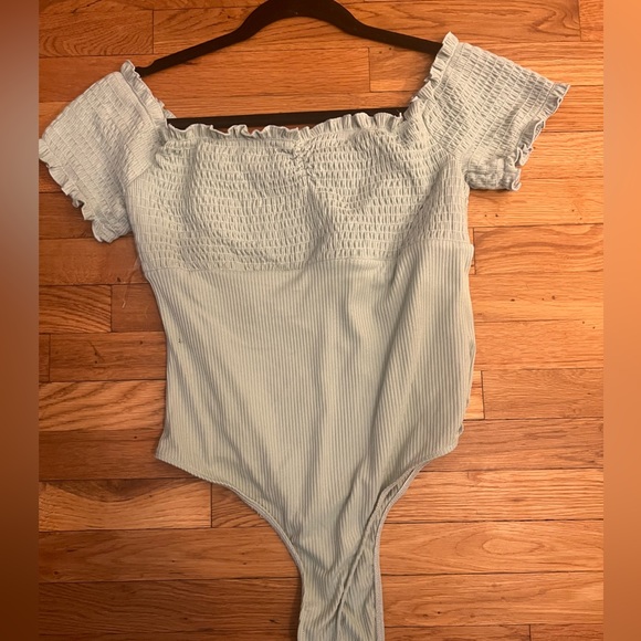 SAGE off-the-shoulder BODYSUIT - SIZE L - never worn - STRETCHY CHEST AREA - Picture 2 of 2